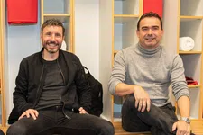 Thumbnail for article: Positief nieuws voor Overmars en Van Bommel: financiële boost voor Antwerp