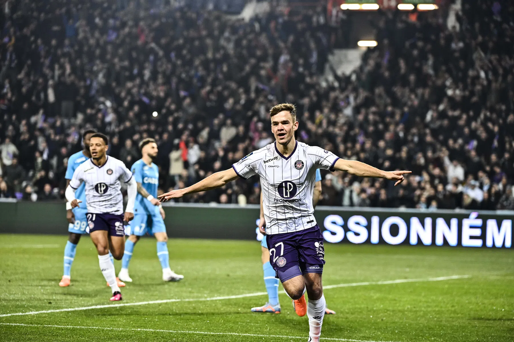 Lof voor Toulouse: 'Wel lef om 2,5 miljoen te betalen voor een spits uit de KKD'