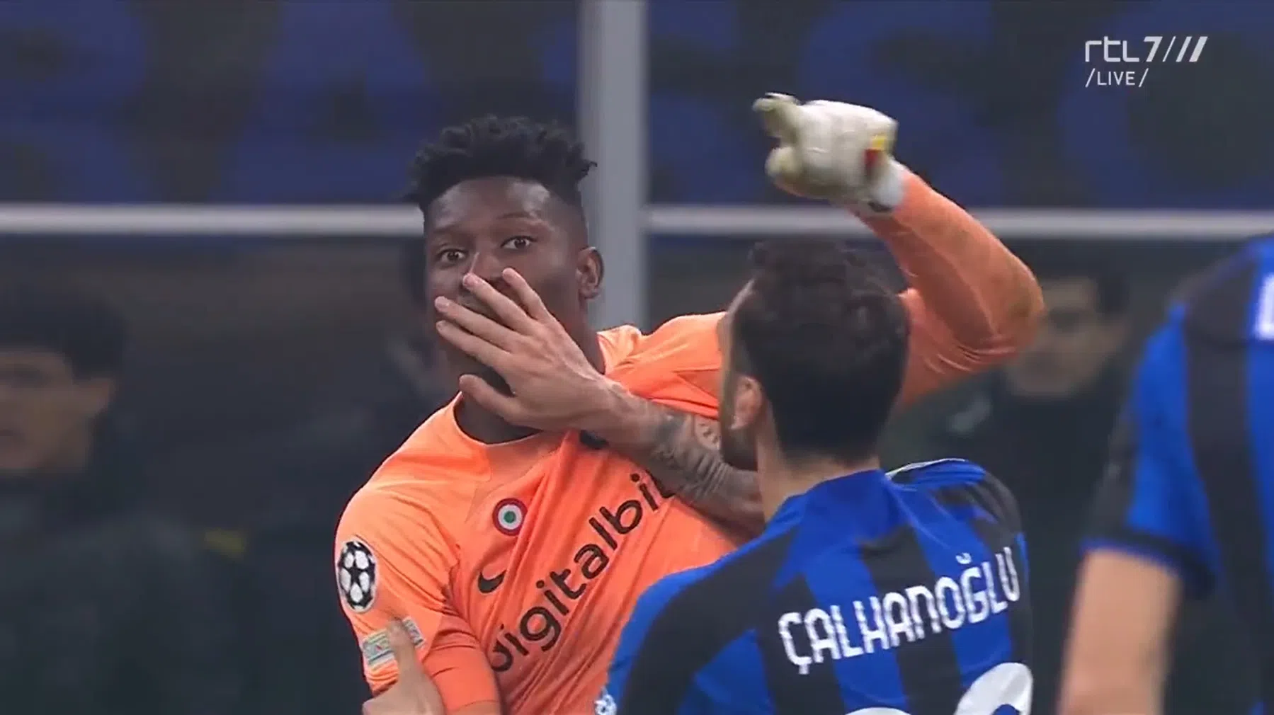 Opmerkelijke beelden: woedende Onana scheldt ploeggenoot Dzeko de huid vol