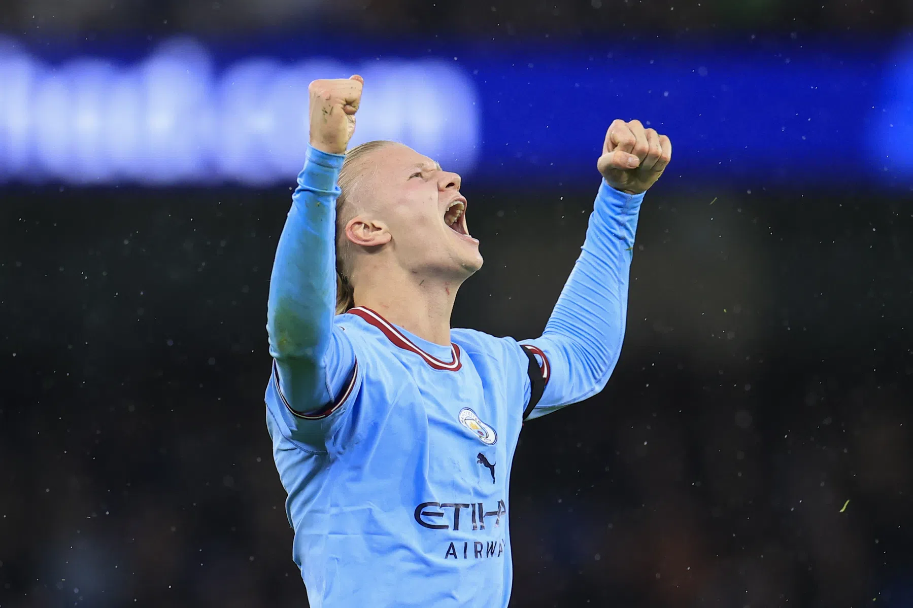 Haaland schrijft PL-historie voor City en evenaart persoonlijk record