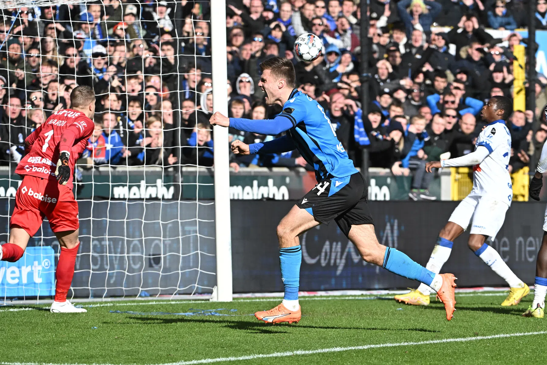 Meijer helpt Club Brugge in voor aanvang al verstoorde Slag om Vlaanderen aan opsteker