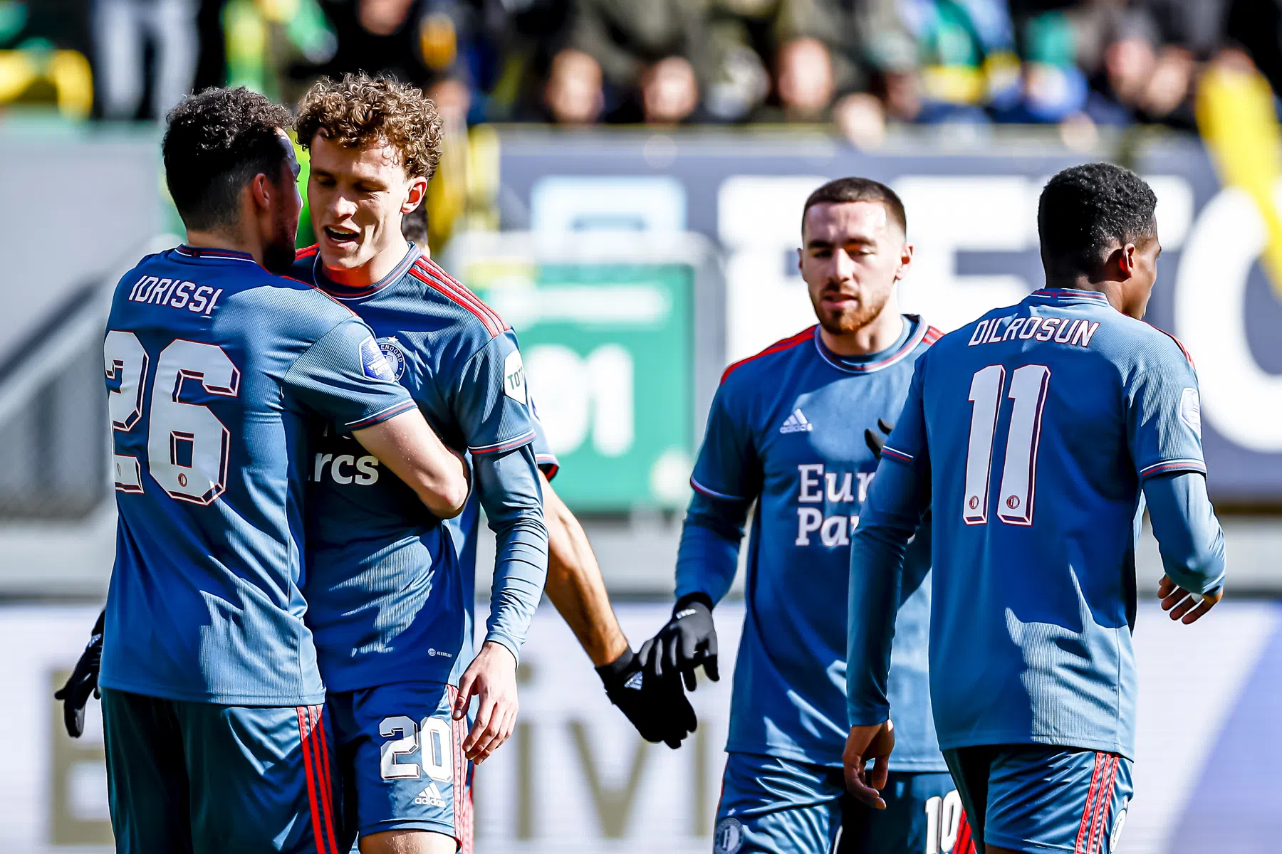 Wieffer maakt met geweldige knal zijn eerste Eredivisie-doelpunt