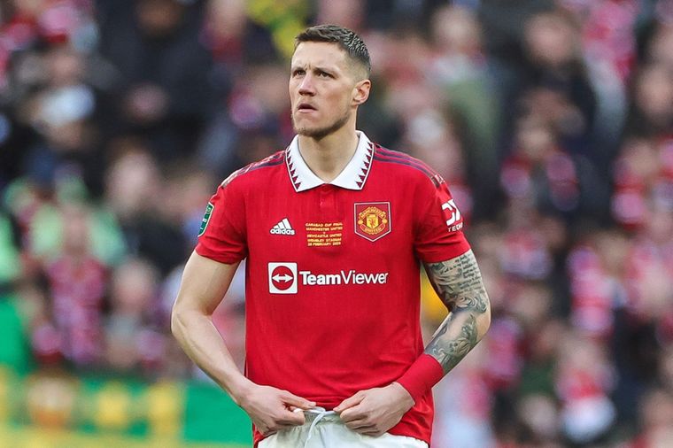 Ten Hag wil ook FA Cup: Malacia en Weghorst in basiself tegen West Ham