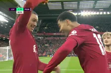 Thumbnail for article: Gakpo laat Anfield ontploffen met goal tegen Man Utd