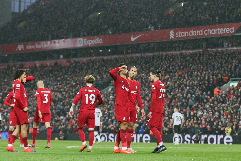 Gakpo bejubeld in media: 'Subliem, een jonge knul die een statement maakt'