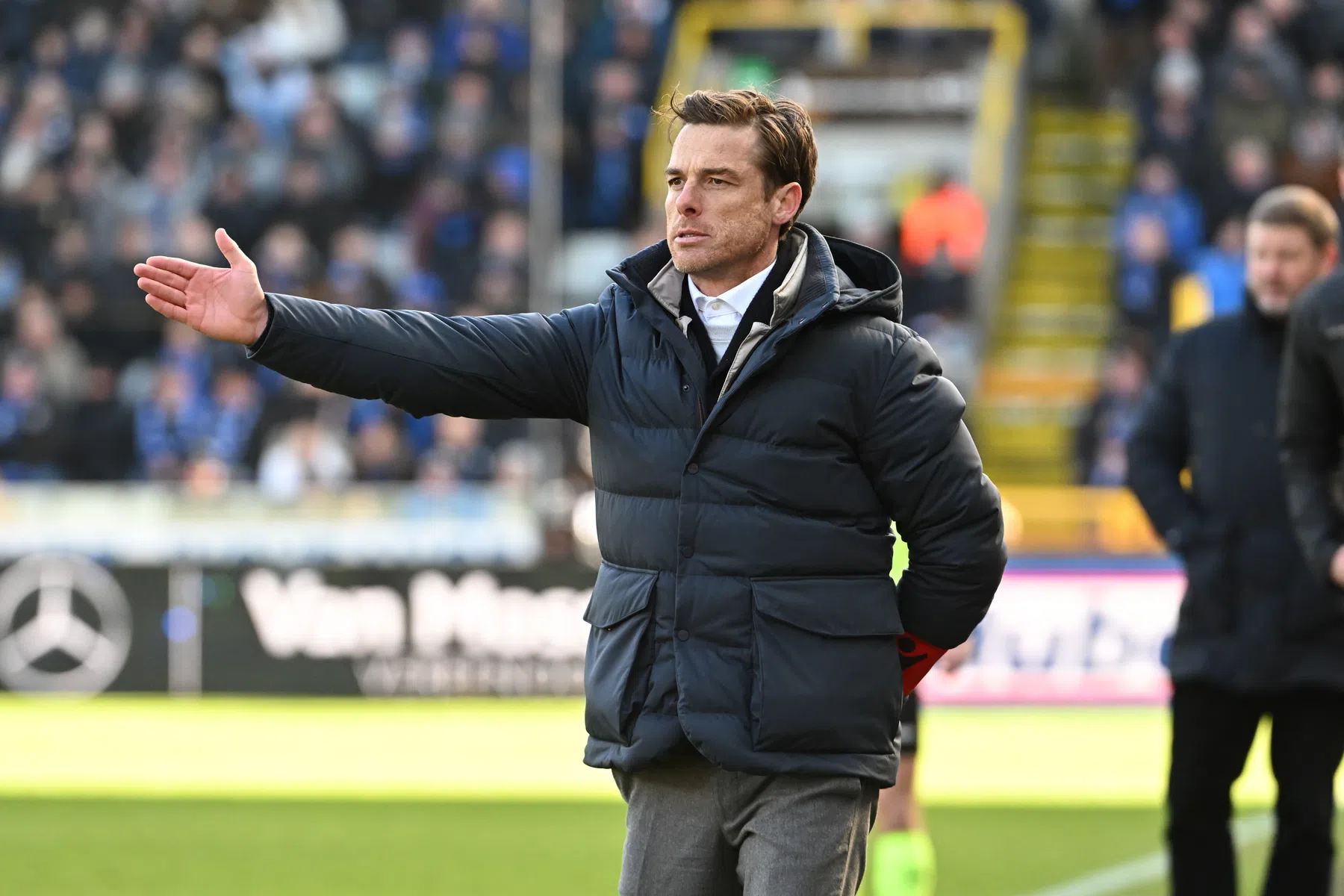 Geplaagde Club Brugge-coach vindt houvast in woorden Lang