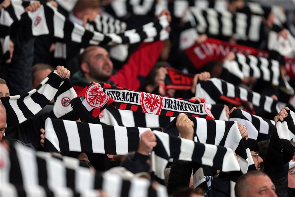 Frankfurt-fans niet welkom in Napels: 'Competitievervalsing'