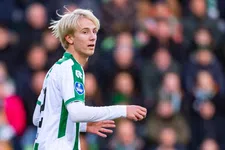 Thumbnail for article: Thijmen Blokzijl dendert met zevenmijlslaarzen de Eredivisie in