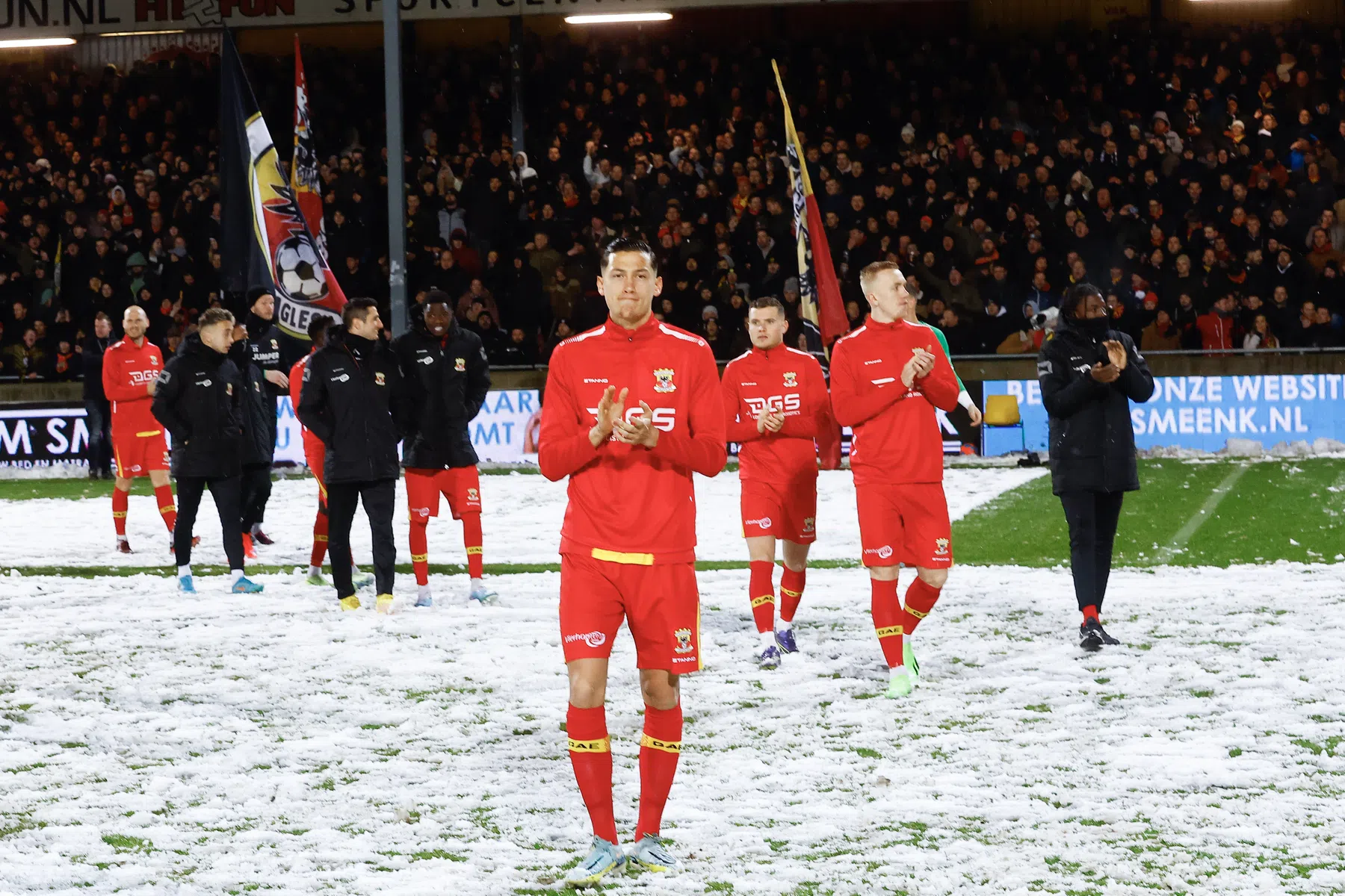 Verbazing over late afgelasting in Eredivisie: 'Dit had ook eerder gekund'