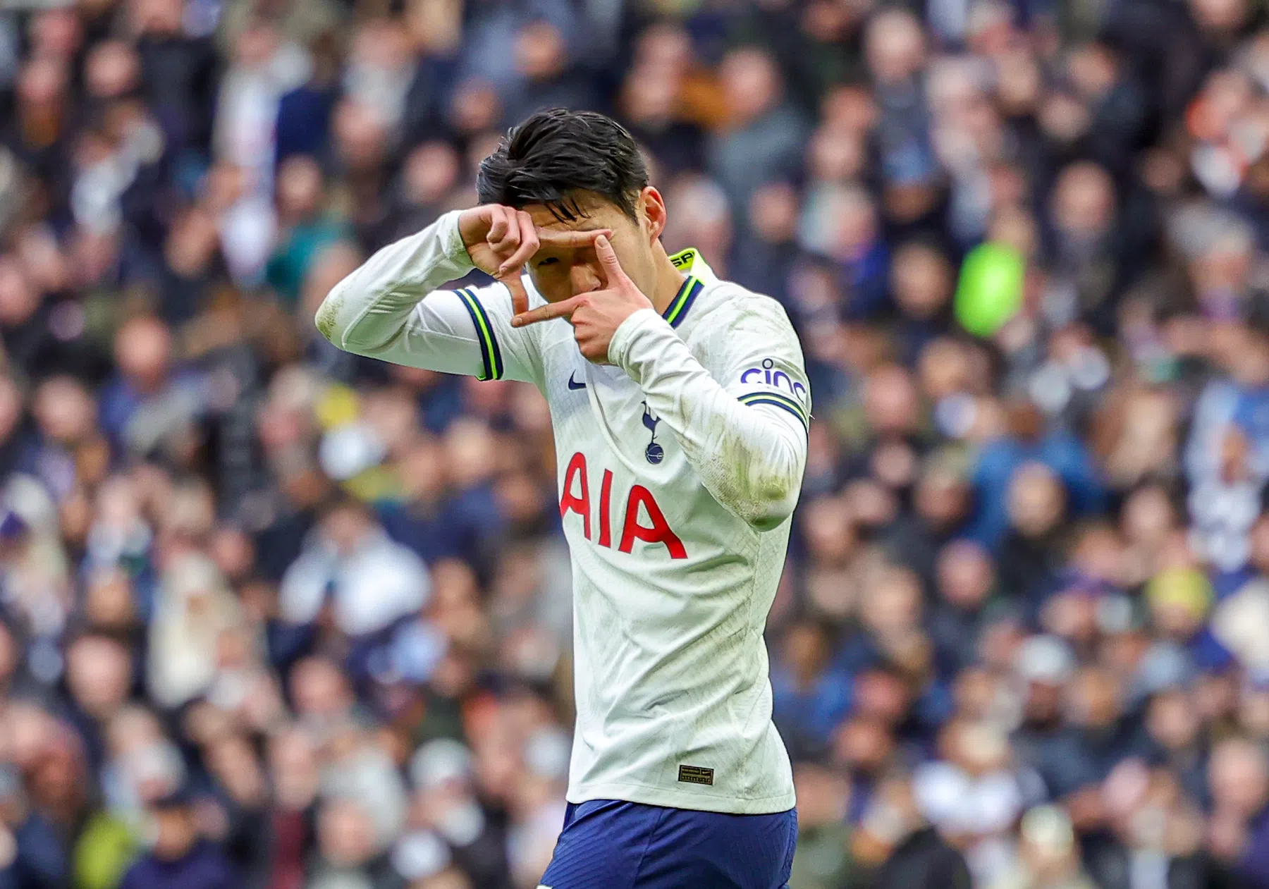 Tottenham kan weer een beetje lachen, Chelsea vindt weg omhoog