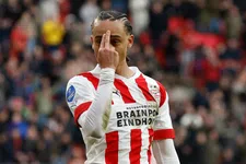Thumbnail for article: Speler van de Week: Goudhaantje Simons wijst PSV weer de weg