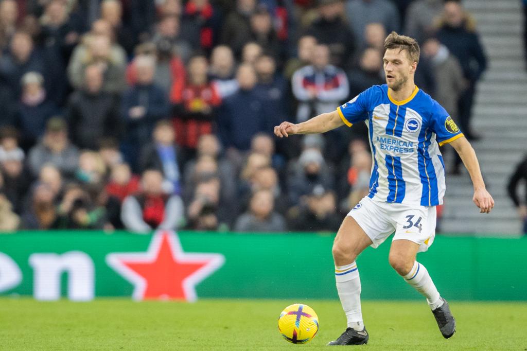 Veltman kruipt met stuntploeg Brighton omhoog in strijd om CL-ticket