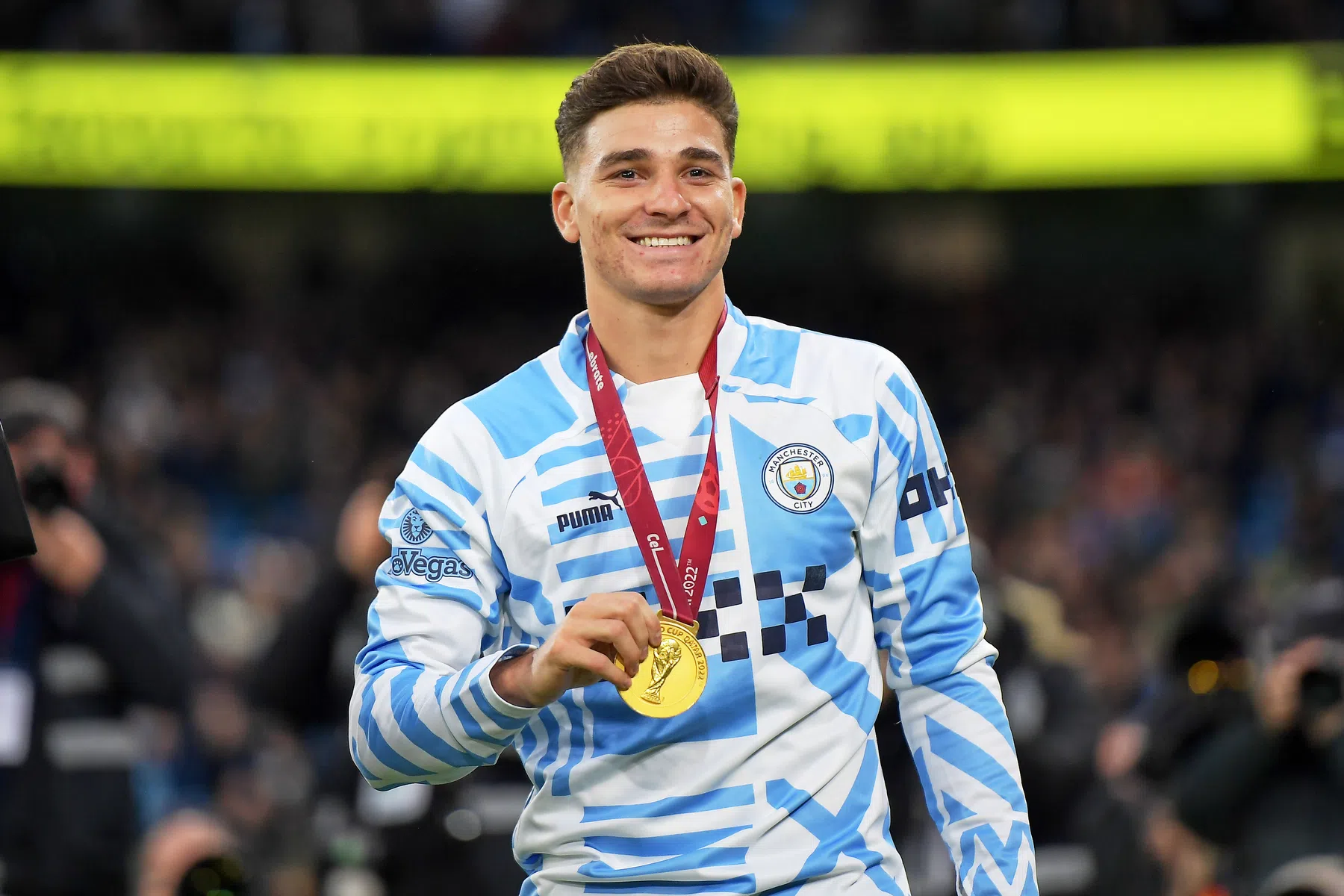 Manchester City legt populaire wereldkampioen langdurig vast