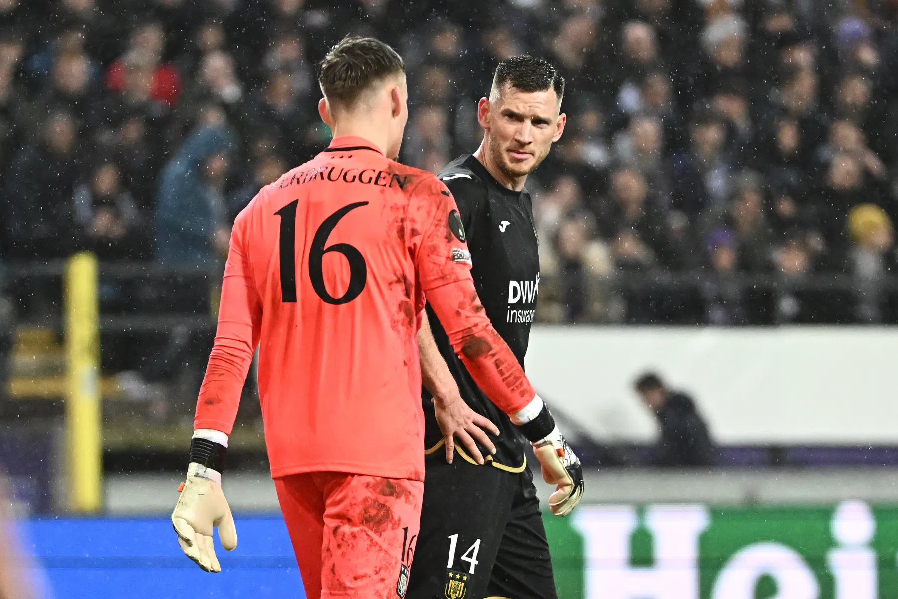 Tegen jeugdig Anderlecht treft AZ een gunstige speelstijl