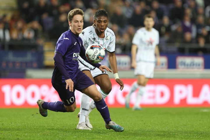 AZ-opponent tot tranen geroerd: zware blessure zet streep door tweeluik