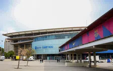 Thumbnail for article: Scheidsrechtersbaas legt precies uit waarvoor hij werd betaald door Barça