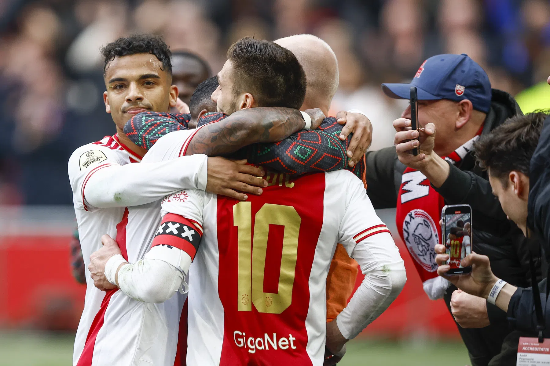 'Hopen dat het "jaren '00-spook" bij Ajax niet gaat opdoemen'