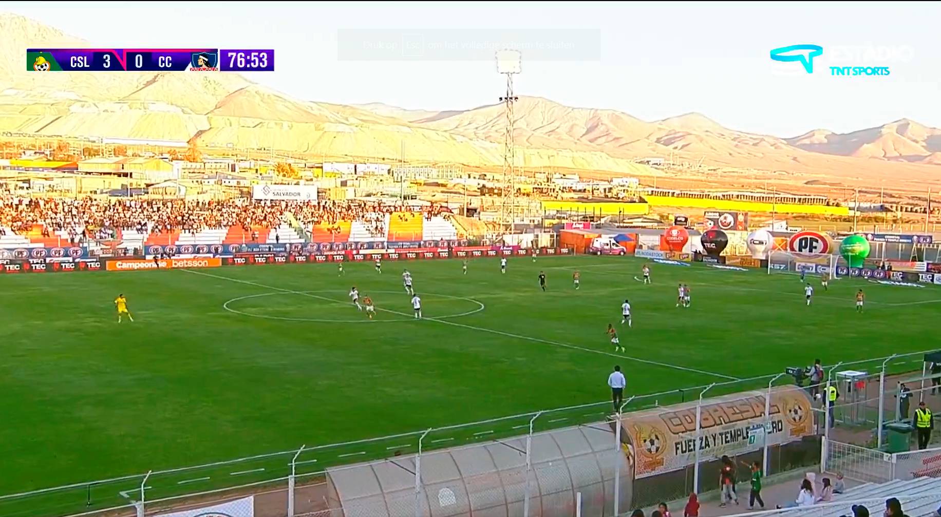 Keeper doet met deze goal een gooi naar plek in recordboeken