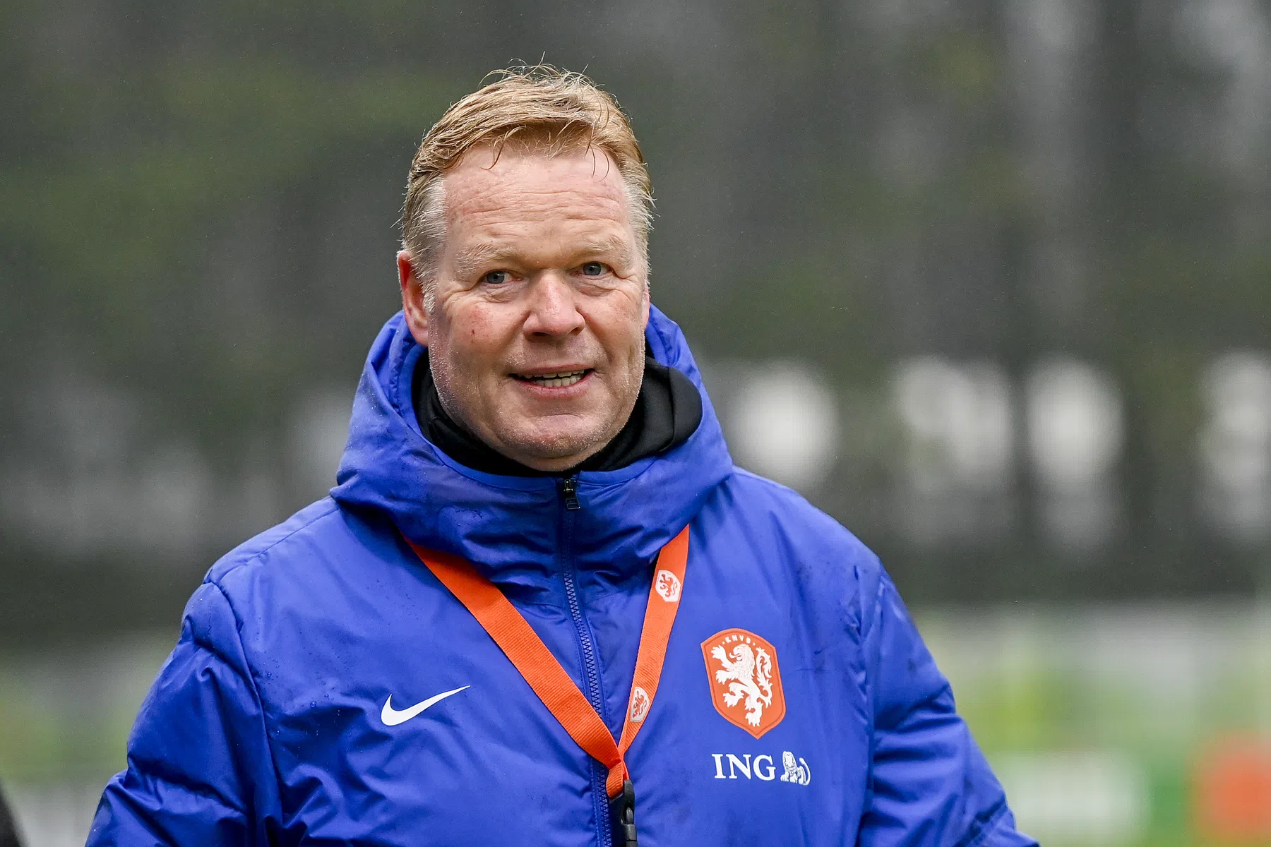 Opstelling Oranje: Koeman gooit Geertruida, Taylor en Simons voor de leeuwen