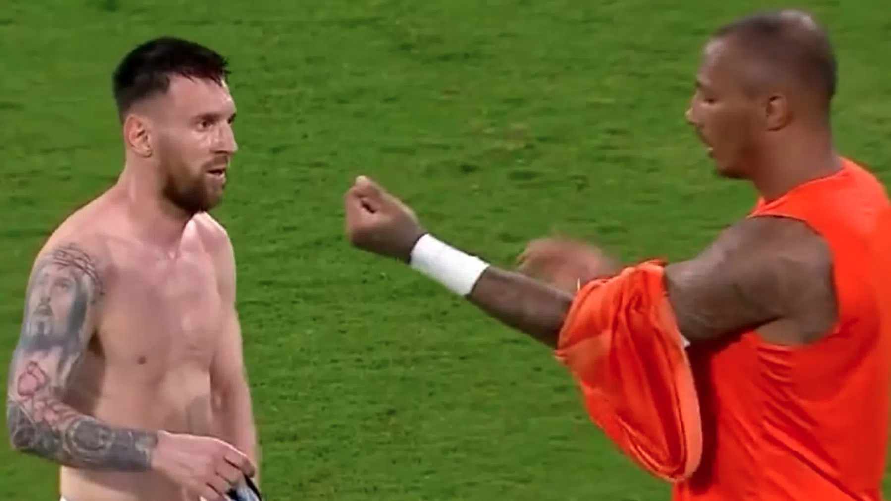 Room krijgt complimenten én shirt van Messi: 'Deze trek ik nooit meer uit' 