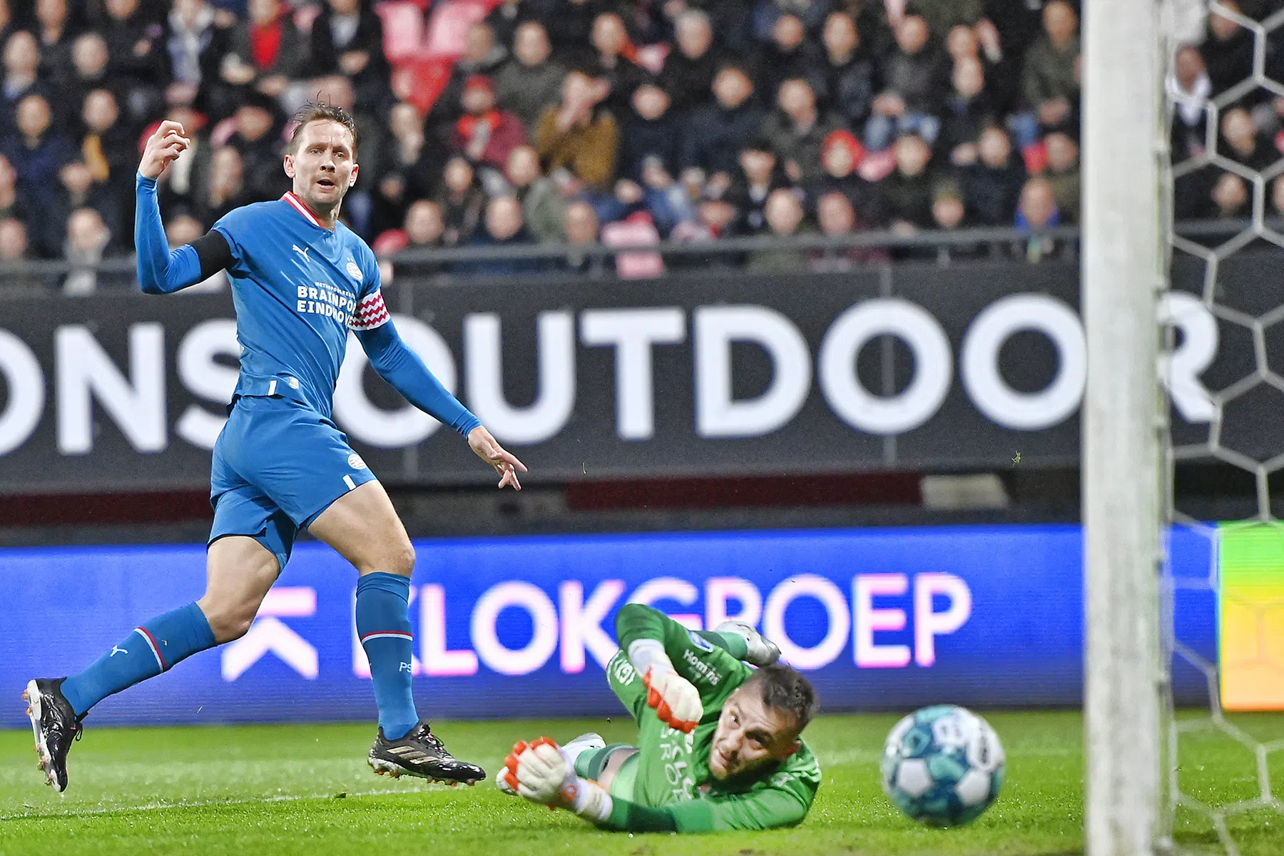 Cillessen is zelfkritisch na PSV-treffers en richt vizier vast op Gelderse derby