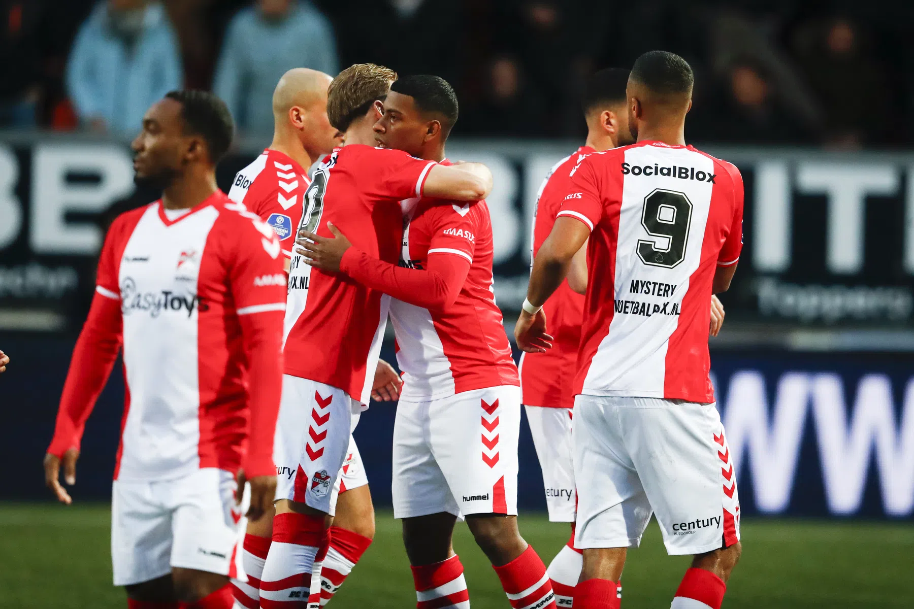 Cambuur voelt hete KKD-adem in de nek na nieuwe mokerslag