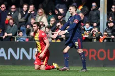 Thumbnail for article: Perez drijft spot met wijzende Tadic: 'Hij is verkeerswachter, toch?'