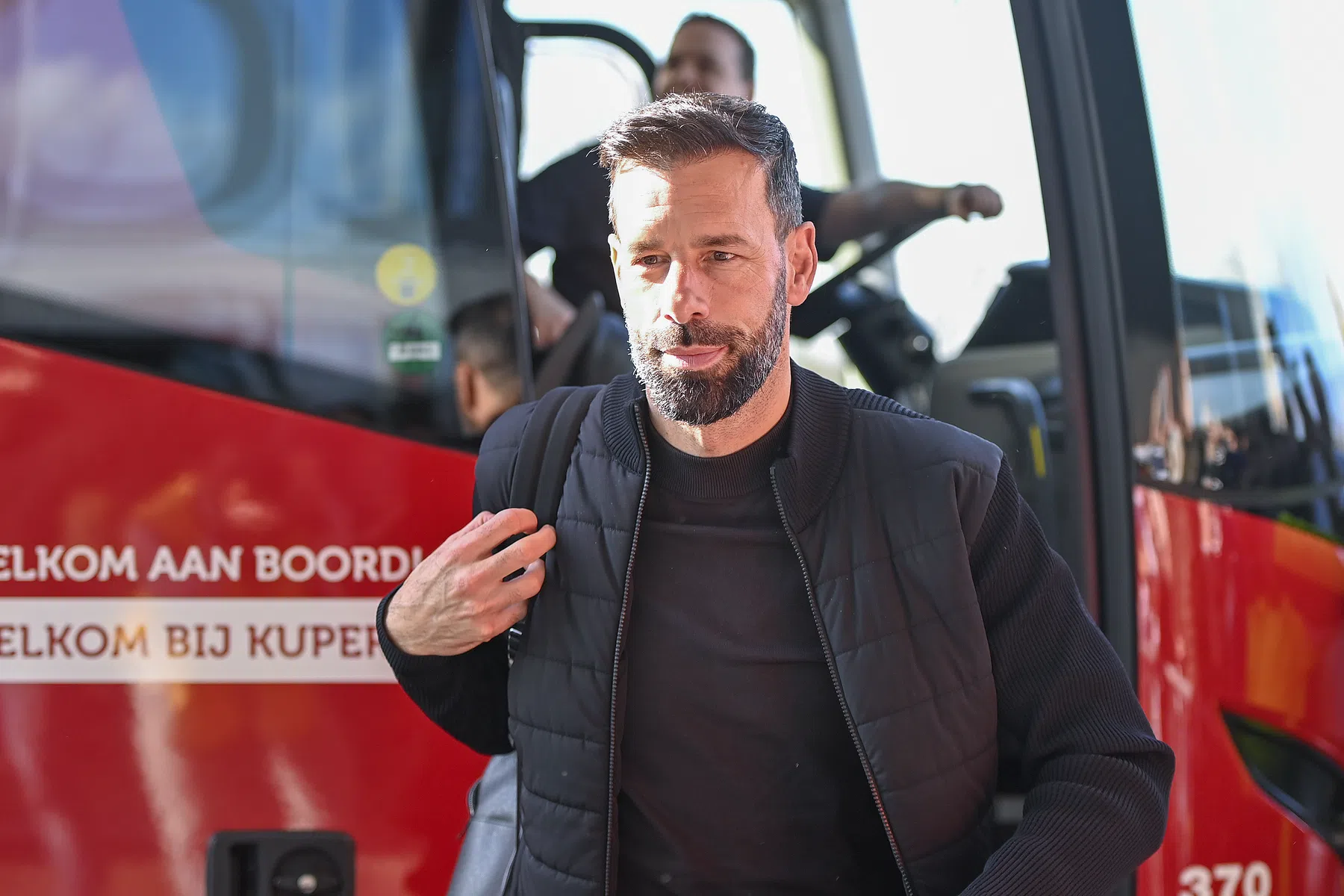 Van Nistelrooij eist bekerfinale: 'Het moet er vanaf spatten tegen Spakenburg'