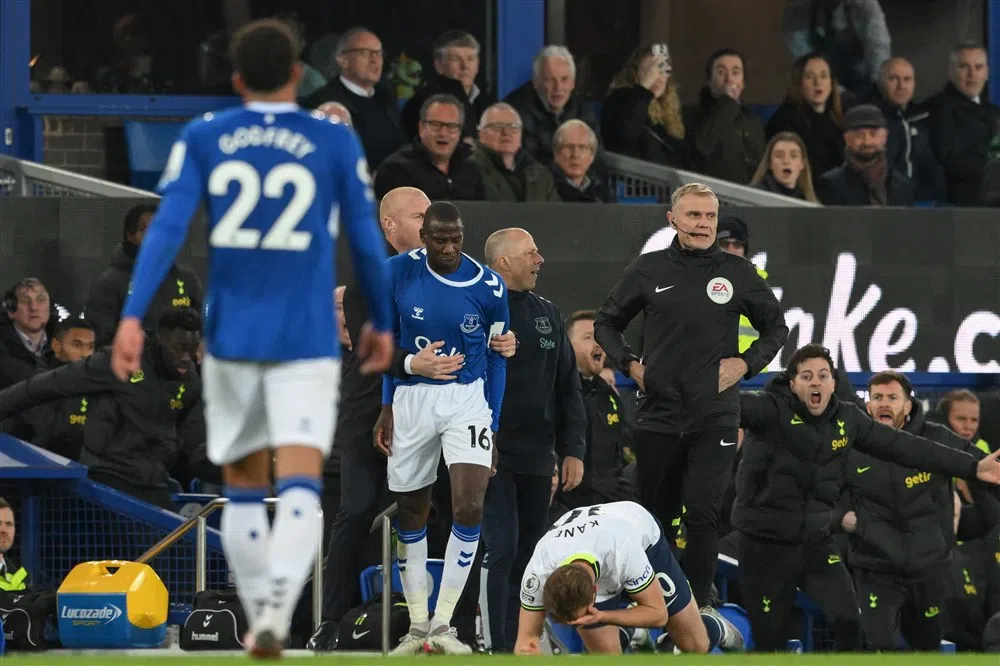 Spurs-manager countert kritiek op Kane en gaat in op kansen Danjuma