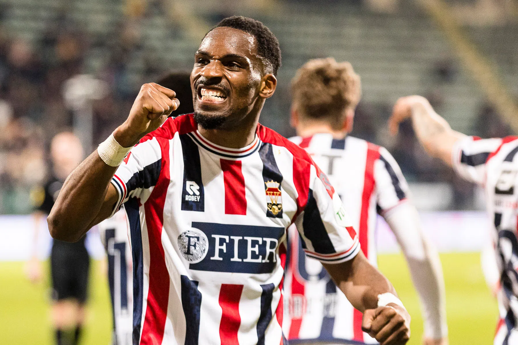 Elton Kabangu lag in coma en nu is hij topscorer van Willem II 