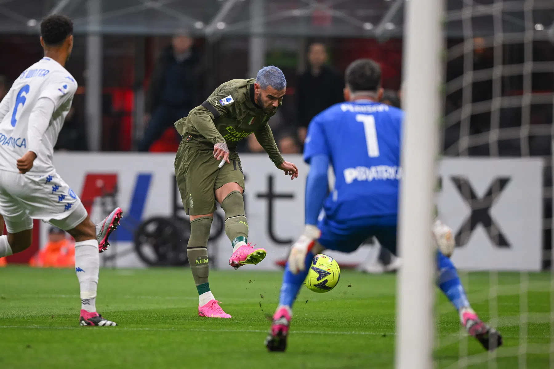 Kostbaar puntenverlies voor Milan richting eerste CL-clash met Napoli