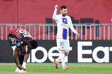 Thumbnail for article: Uitgerekend bekritiseerde Messi wijst dolend PSG de weg op lastige avond