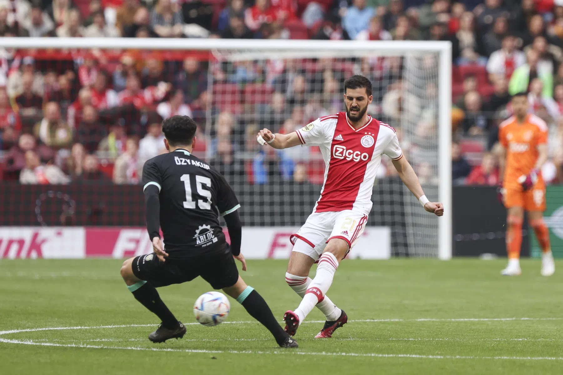 'Grillitsch heeft laten zien dat hij er niet klaar voor is bij Ajax'