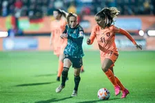 Thumbnail for article: Andries Jonker hoopvol over Leeuwinnen: 'We kunnen ons weer meten met toplanden'
