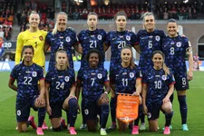 Thumbnail for article: Leeuwinnen richting het WK: spitsenkwestie, wingbacks en systeem