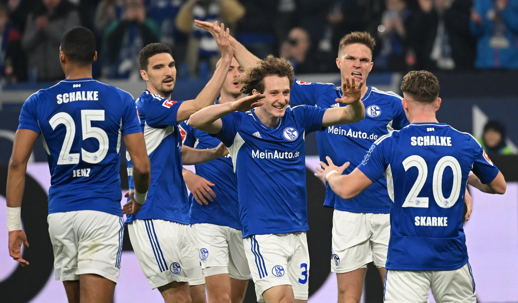 Schalke 04 domineert degradatiekraker van jewelste tegen Hertha