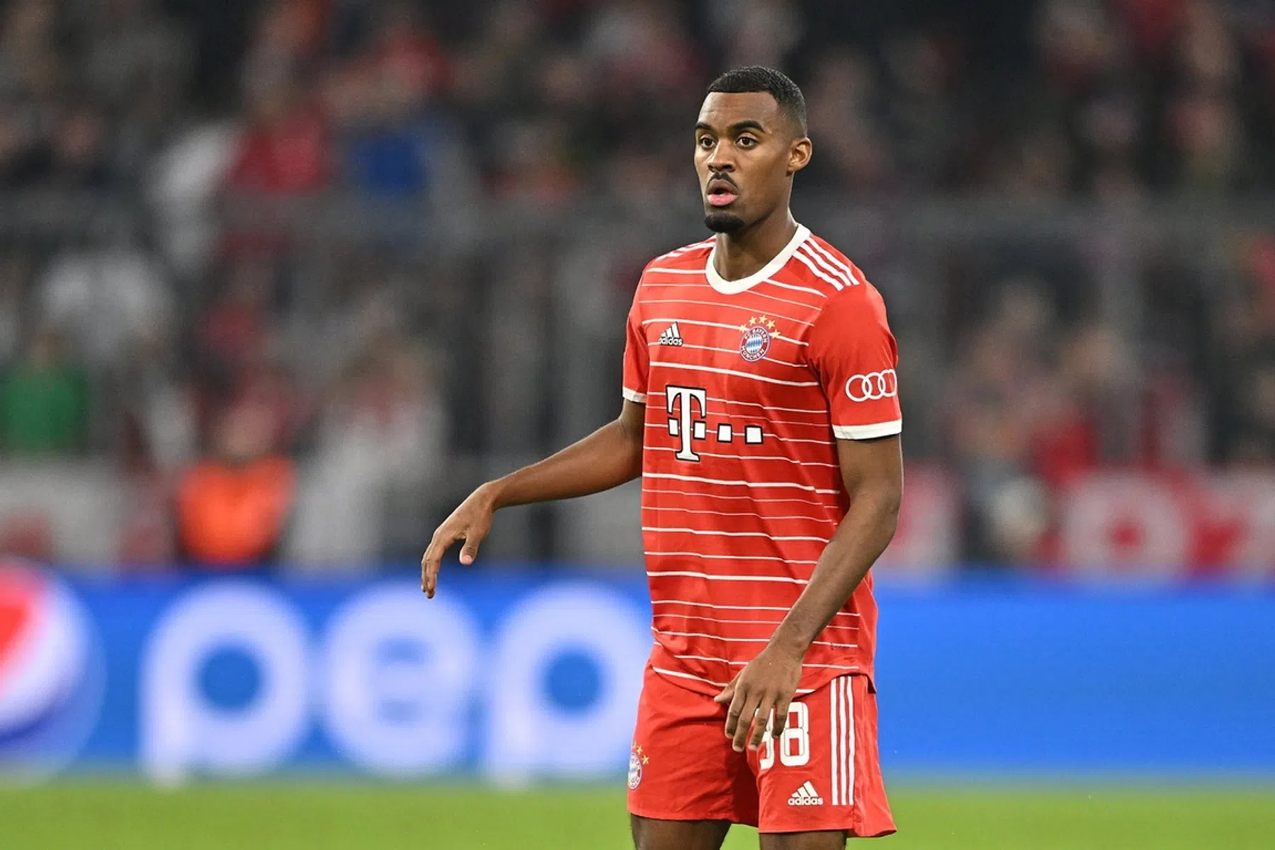 Duitse en Engelse schrijven over mogelijke toptransfer Gravenberch