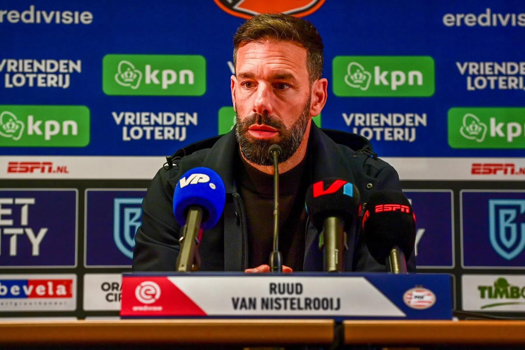 Van Nistelrooij kijkt uit naar weerzien met Heitinga: 'Respect is groot'