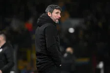 Thumbnail for article: Van Bommel verbaast zich in België: 'Een soort van competitievervalsing'