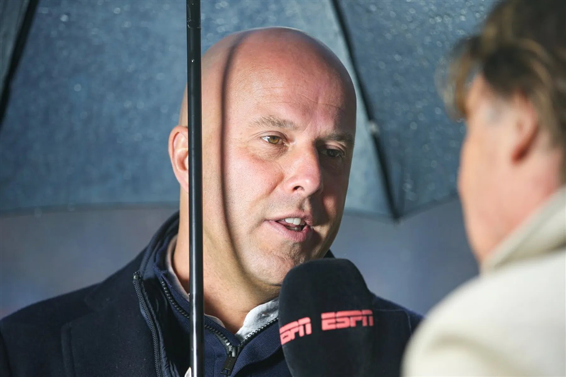 Slot legt uit waarom hij een slag om de arm blijft houden