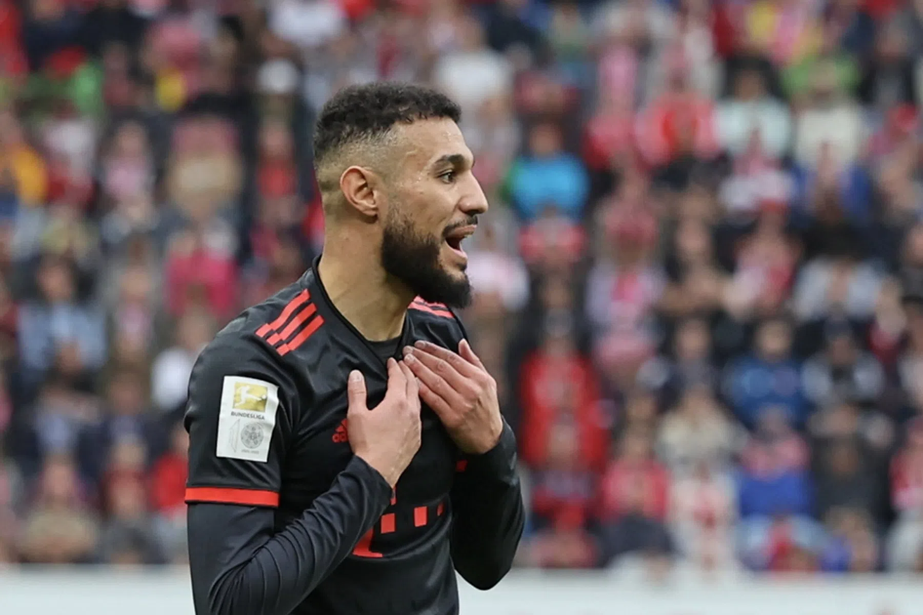 Mazraoui: 'Ik ben opeens vierde keuze’
