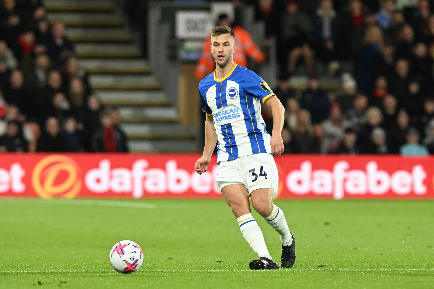 'Enthousiaste De Zerbi beloont Veltman voor droomseizoen met Brighton'