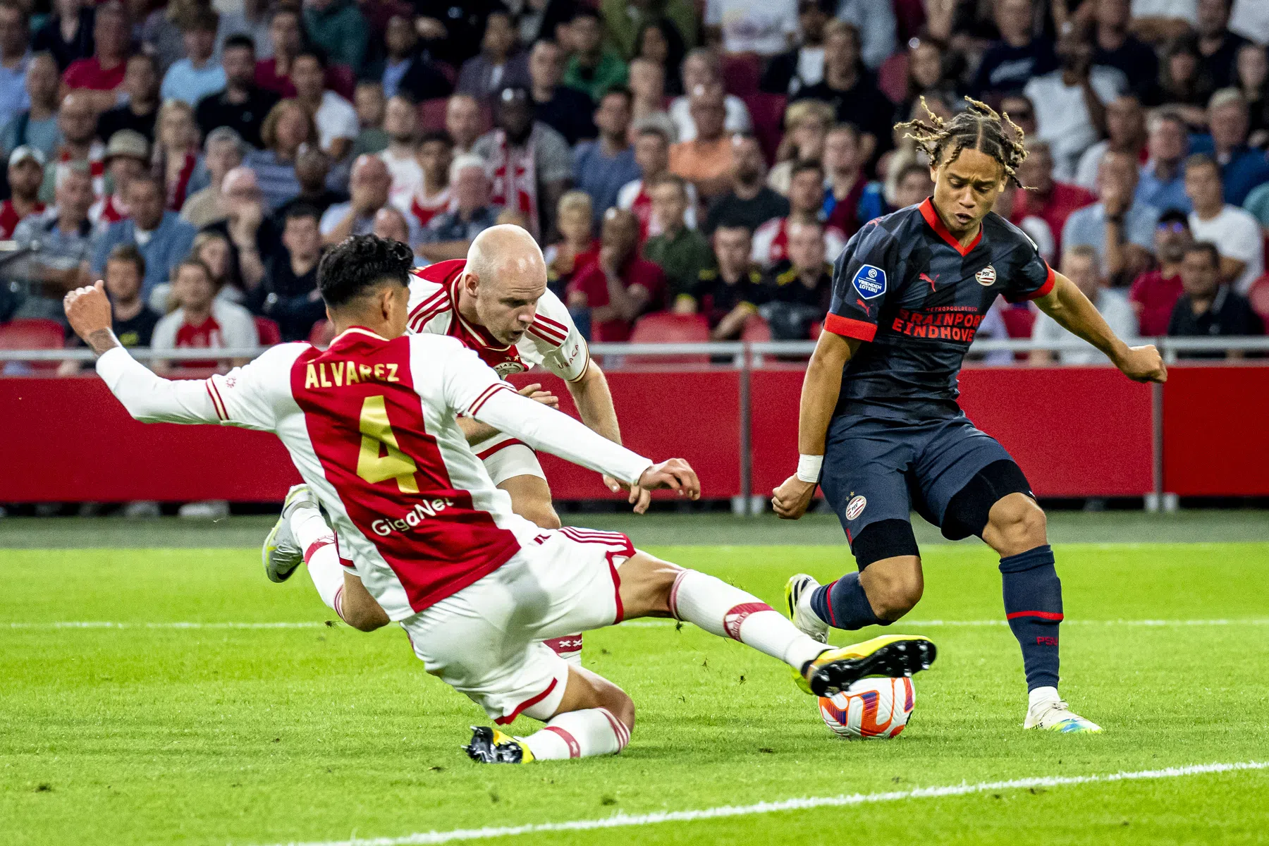 UniBoost Ajax - PSV: kies jouw favoriet en maak kans op 100x je inleg!