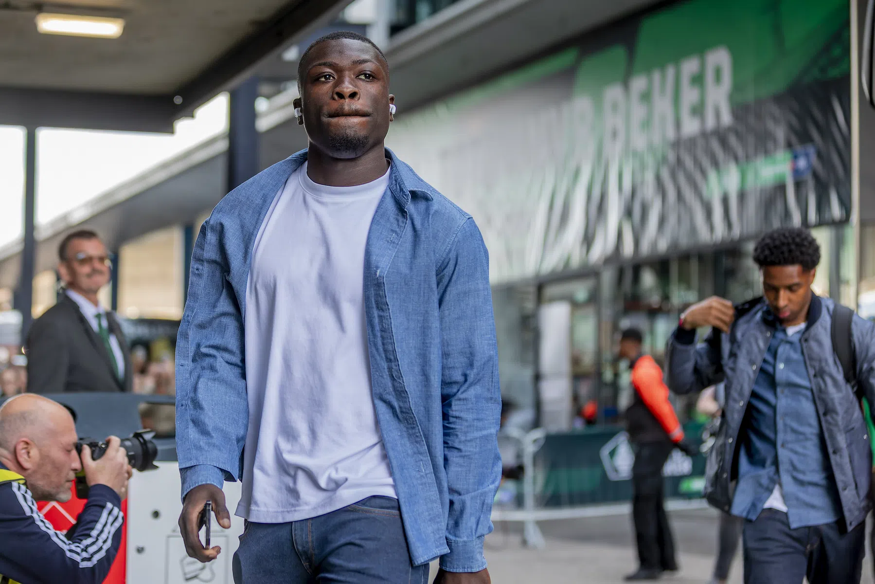 Heitinga legt uit waarom hij in bekerfinale voor Brobbey kiest 