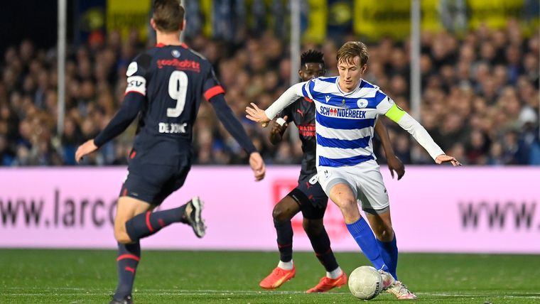 Spakenburg-aanvoerder kijkt gespannen naar bekerfinale: topscorer of niet?