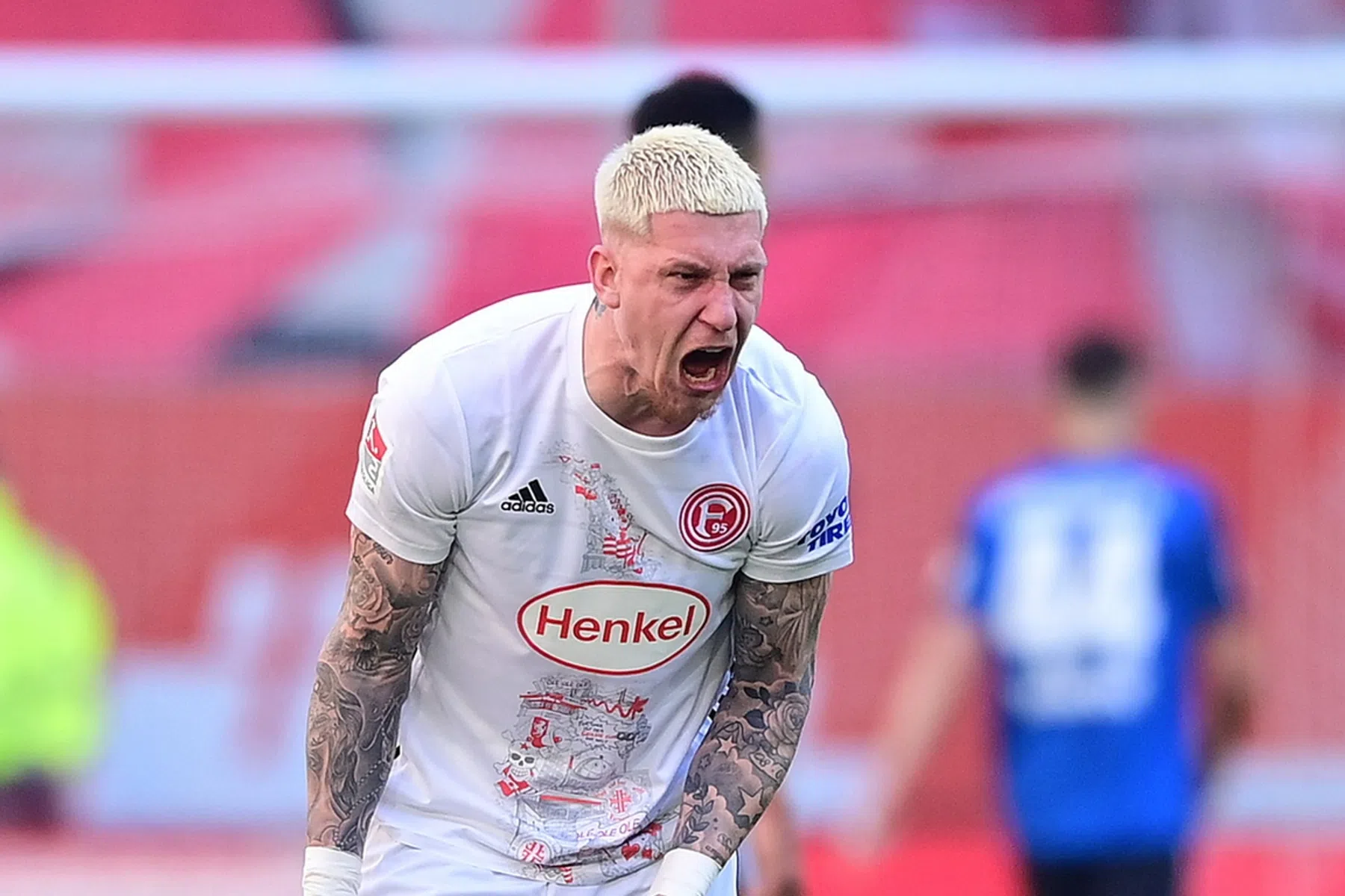 Plots is De Wijs de held van Fortuna Düsseldorf: 'Het was geen gemakkelijke tijd'