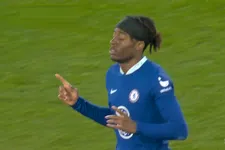 Thumbnail for article: Arsenal laat zich door eerste goal Madueke niet stoppen in jacht op Man City