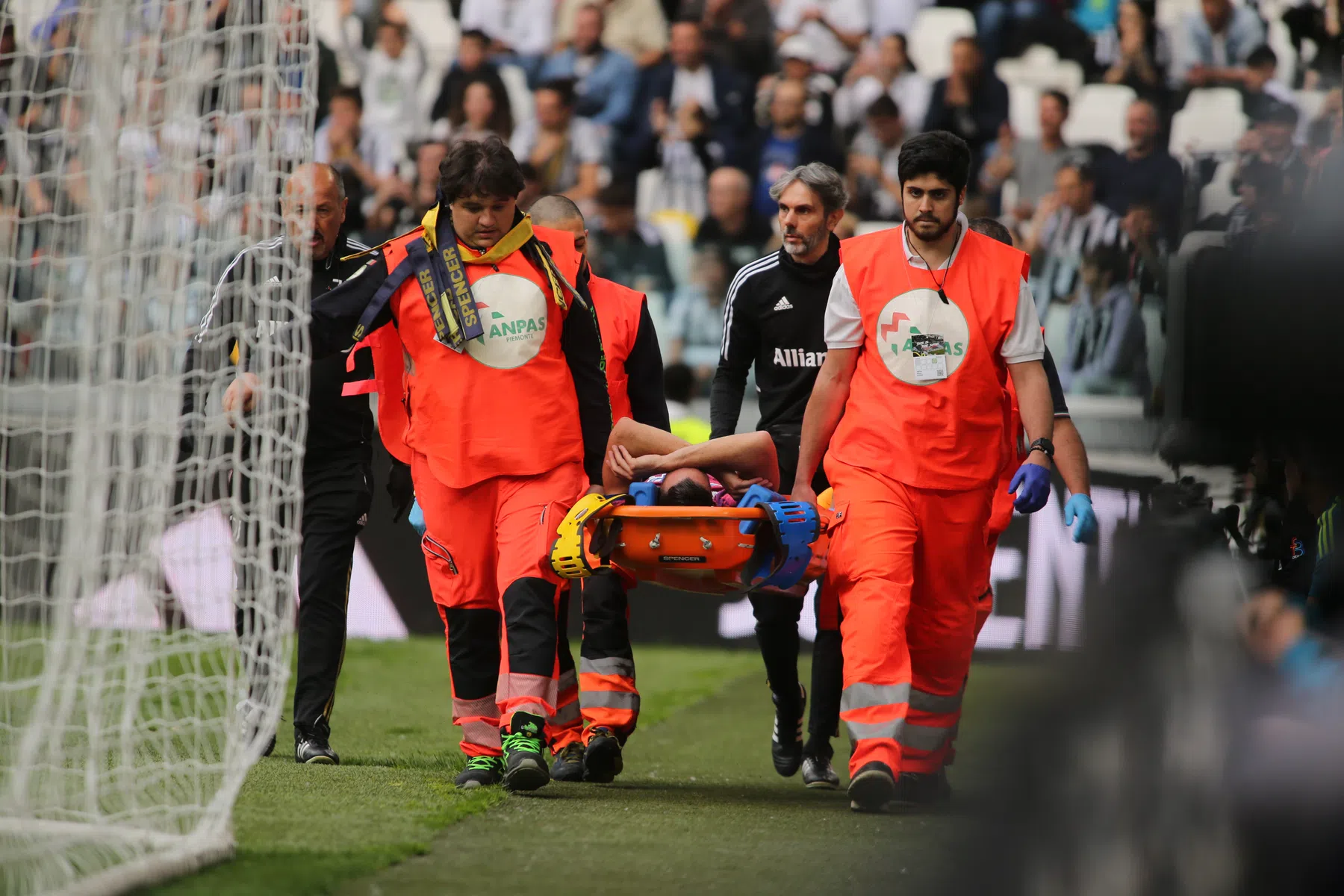 Tranen verraden zware blessure: Juventus kondigt operatie aan