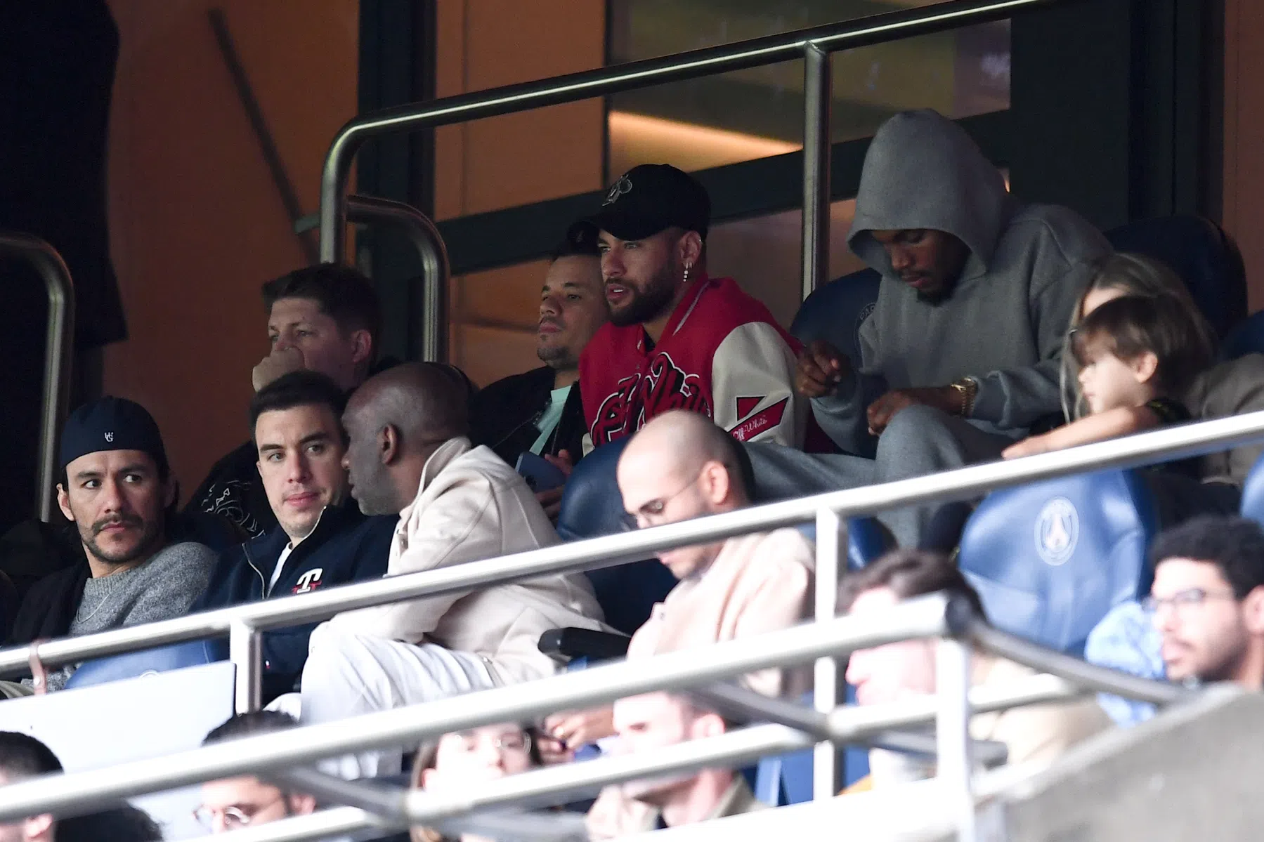 PSG-aanhangers naar huis Neymar, club spreekt schande van actie