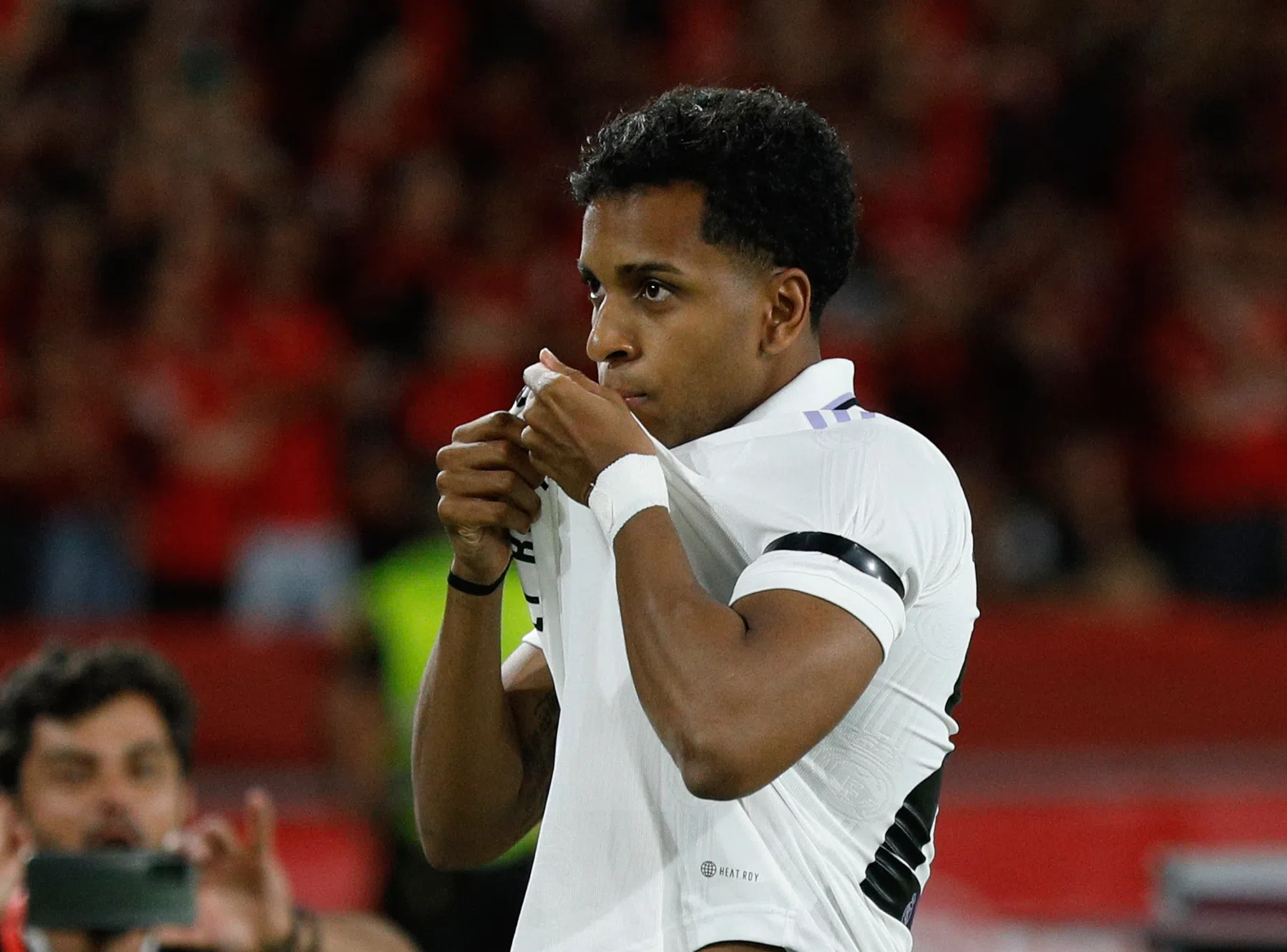 Rodrygo goudhaantje Real Madrid in verhitte Copa del Rey-finale